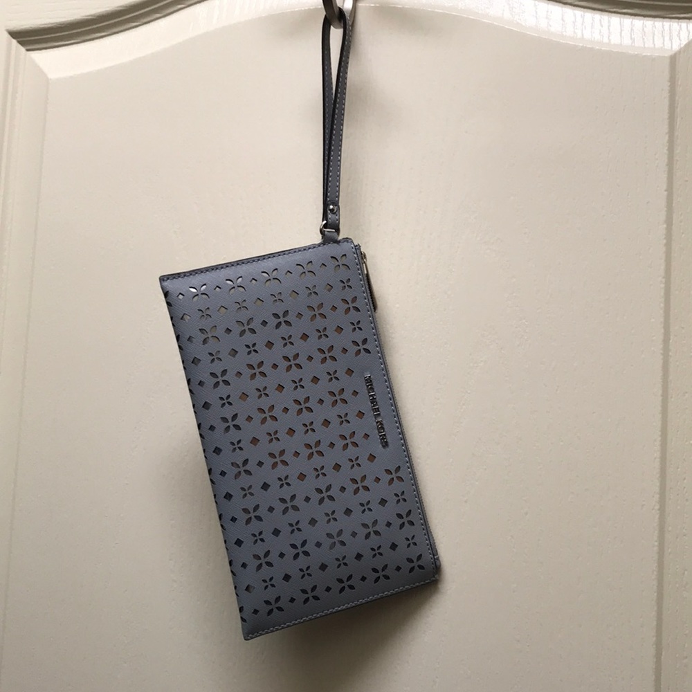 Michael Kors Clutch
